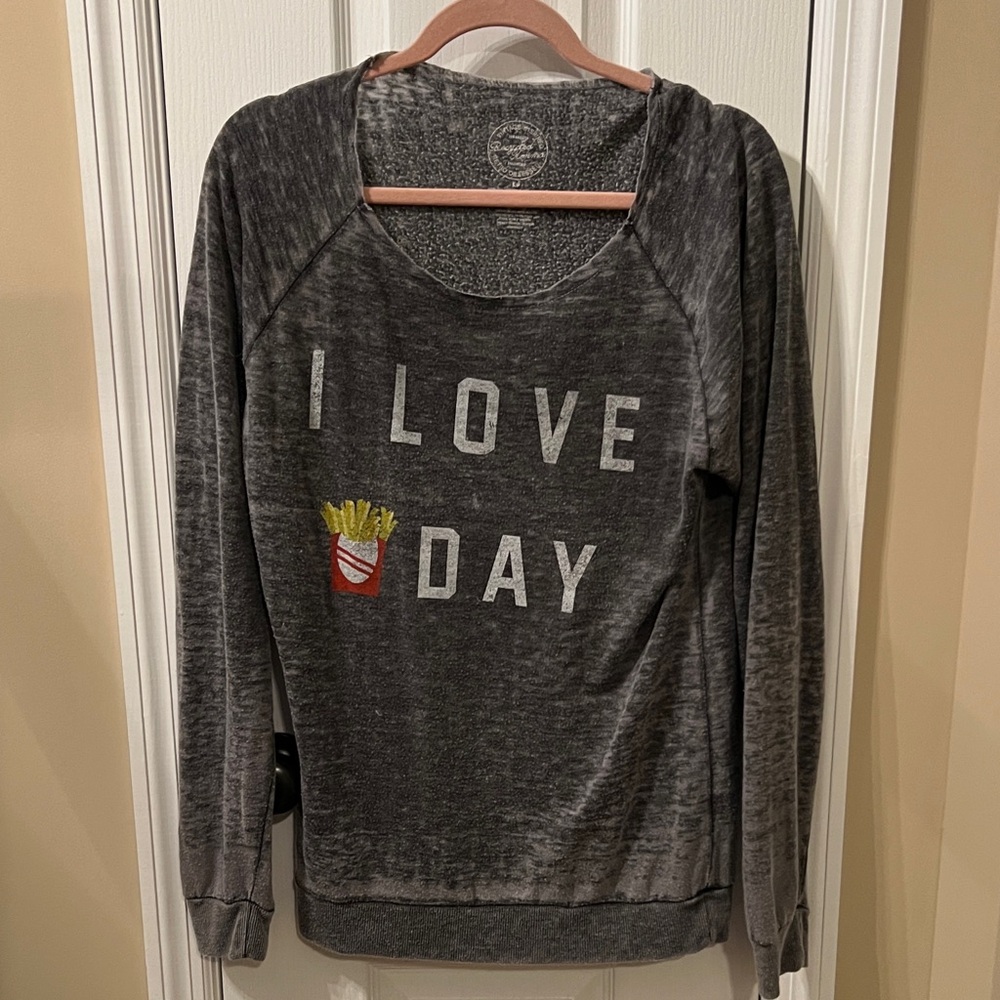 Recycled Karma Gray Graphic soft Sweatshirt. S/P.